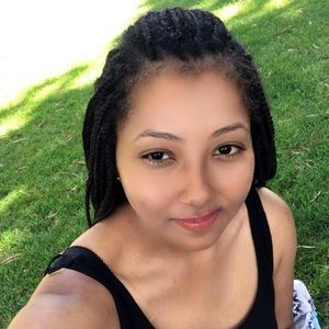 Meet your Posher, Mayra